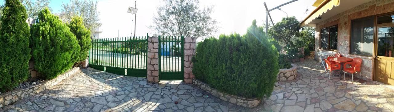 Altin Skrapari Guesthouse Ksamil Exteriér fotografie