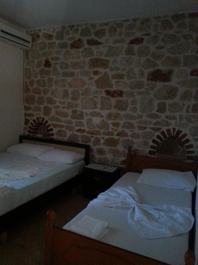 Altin Skrapari Guesthouse Ksamil Exteriér fotografie